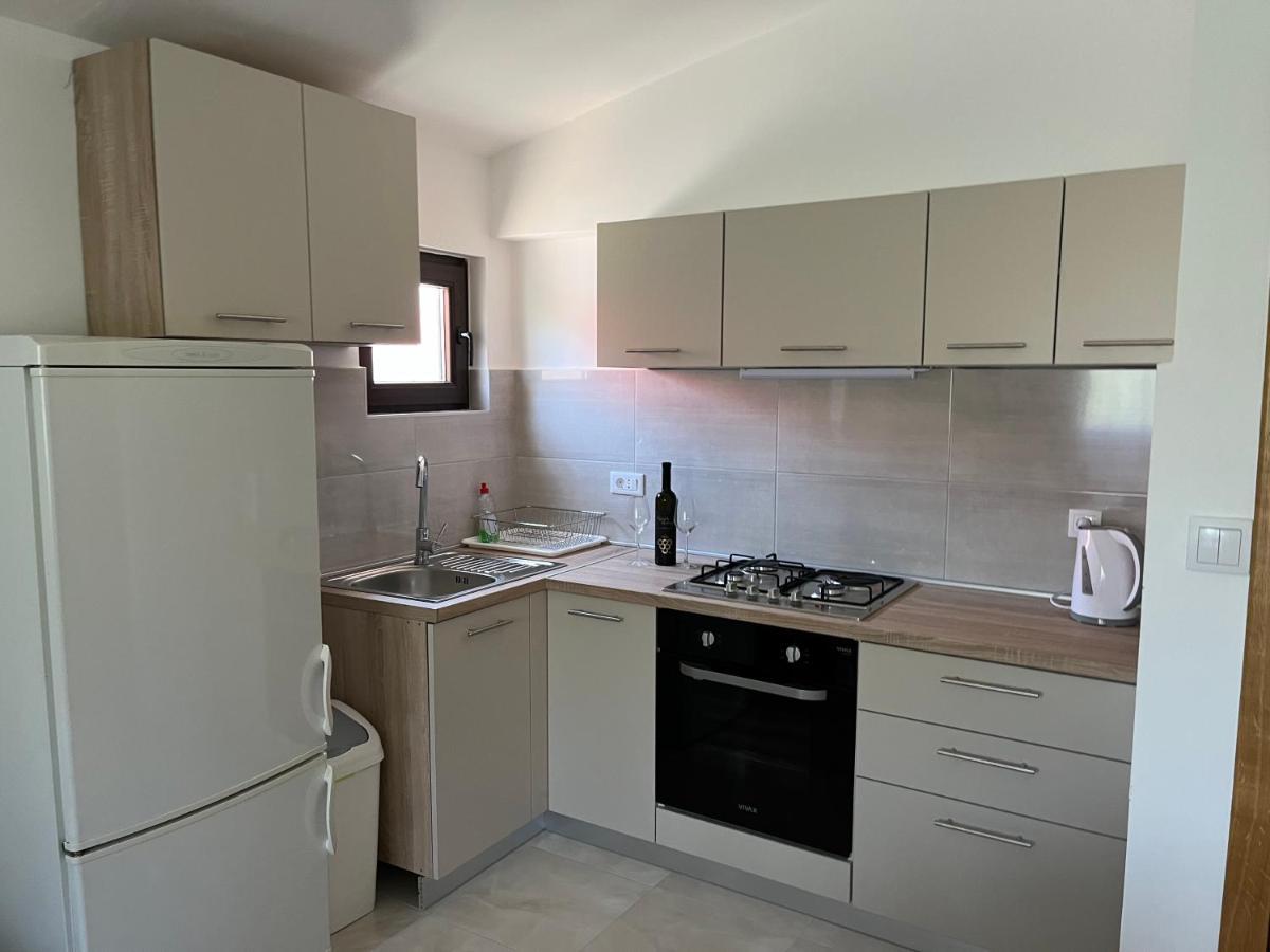 Apartmani Sekana Starigrad Paklenica Exterior photo